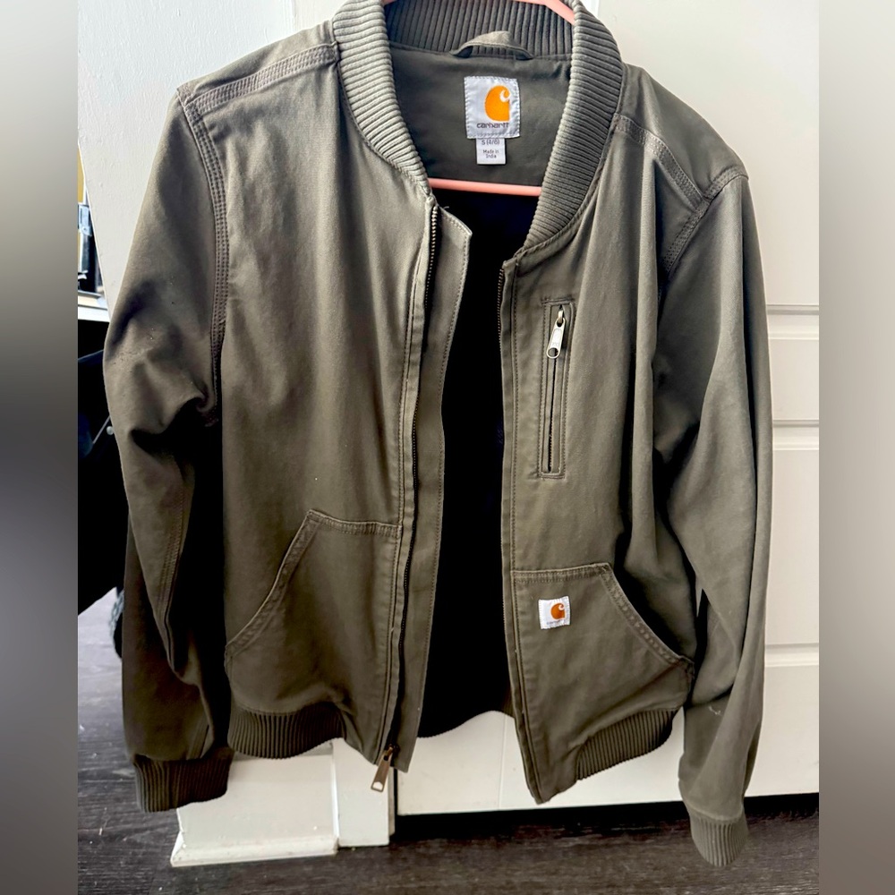 Carhartt women’s Bomber Jacket (small)